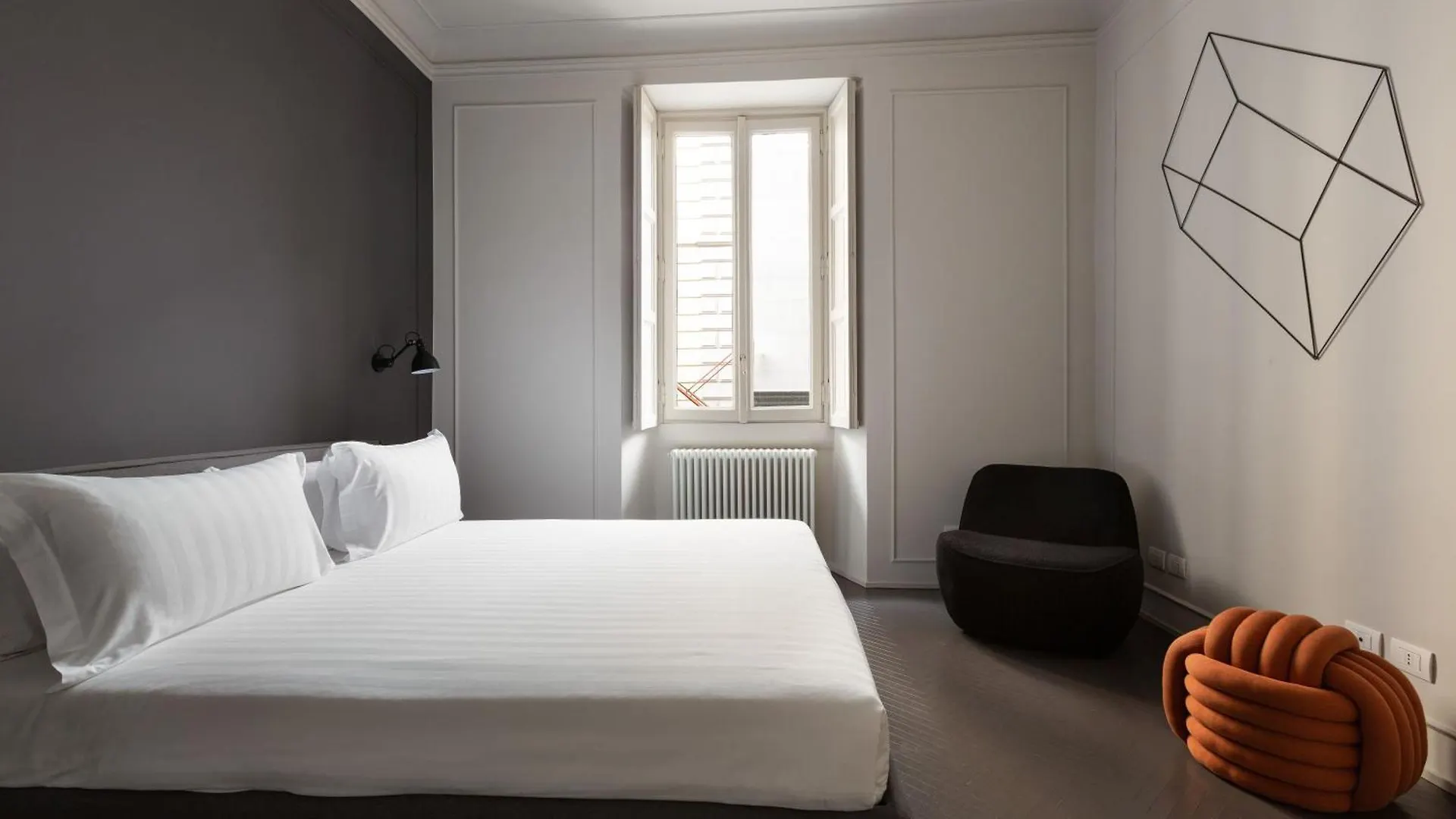 Brera Apartments In Porta Volta Milan