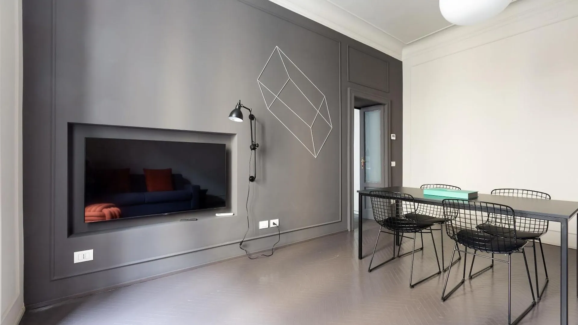Brera Apartments In Porta Volta Milan