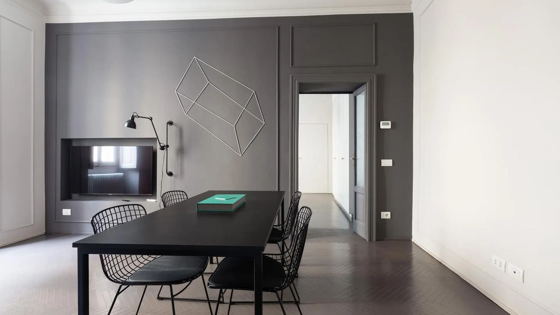 Brera Apartments In Porta Volta Milan